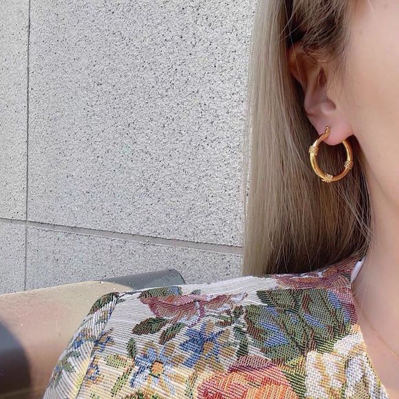 18K Gold Plated Weaved Detail Hoop Earrings - Picture 7 of 7